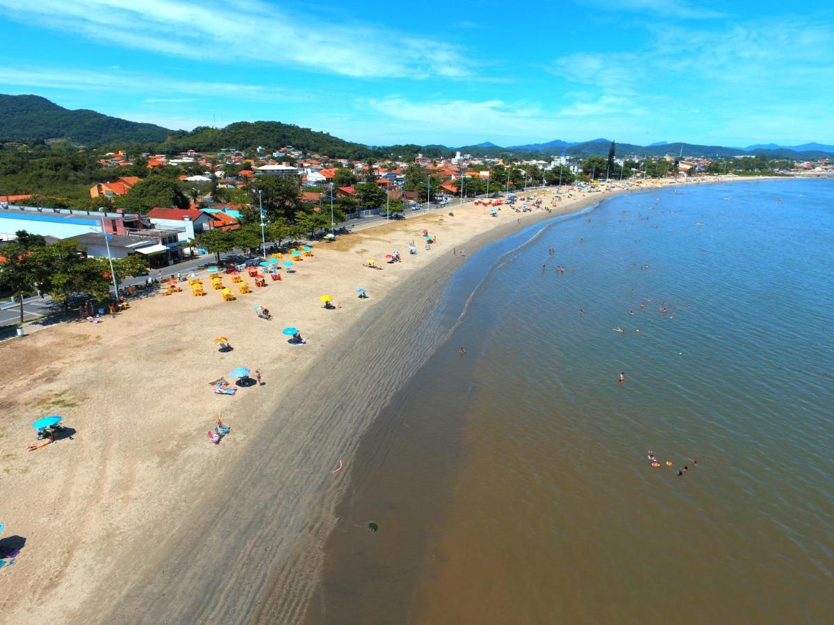 Apt 300 M Da Praia Proximo Ao Beto Carrero Piçarras المظهر الخارجي الصورة